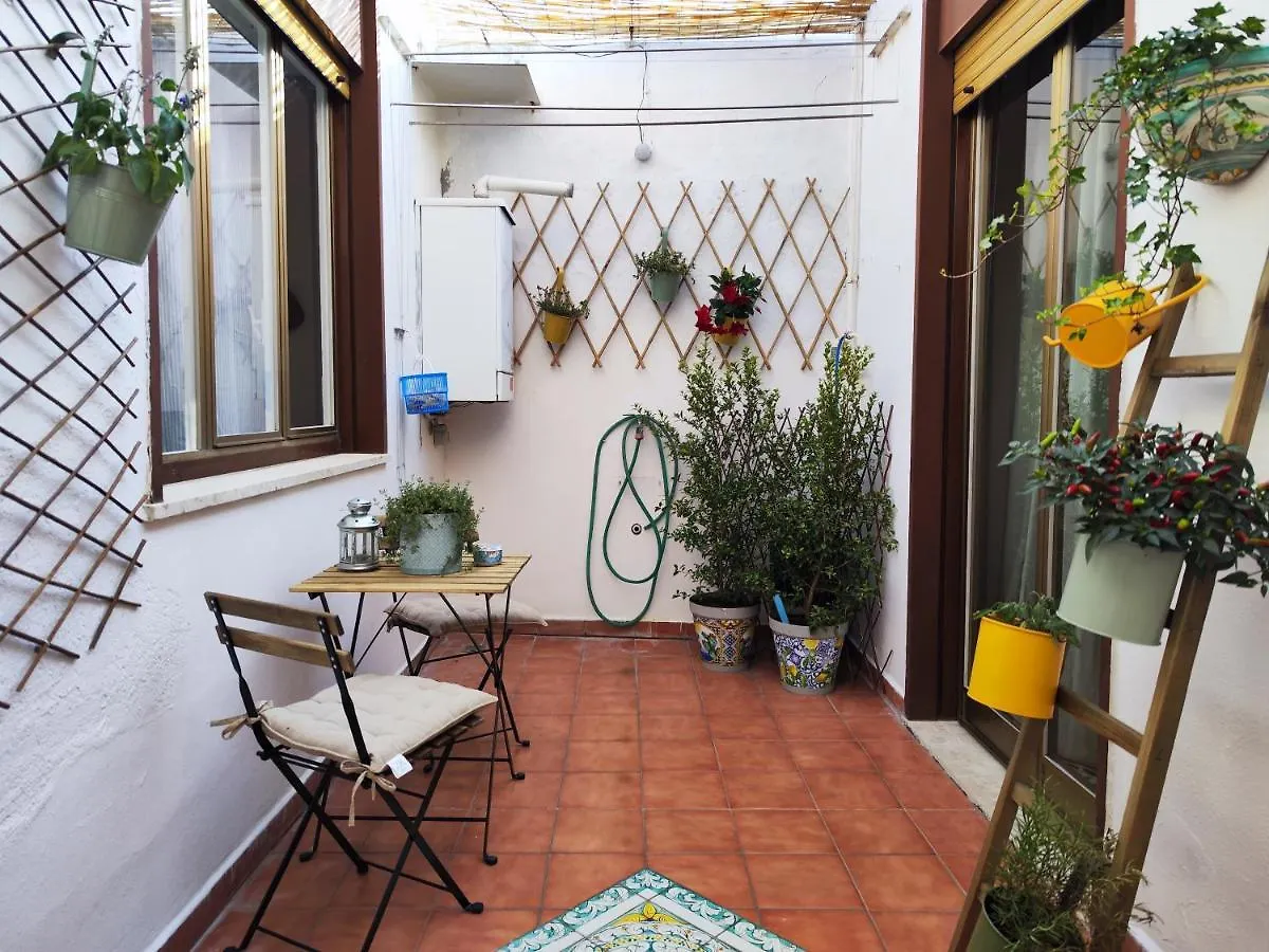 Casa Vacanza - La Tartaruga Milazzo 0*,  Italia
